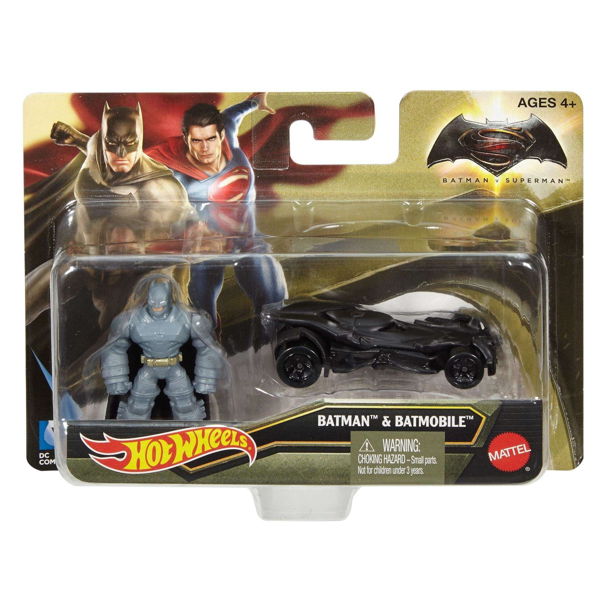 Batman v Superman Mini Armored Batman Figure & Batmobile G524114
