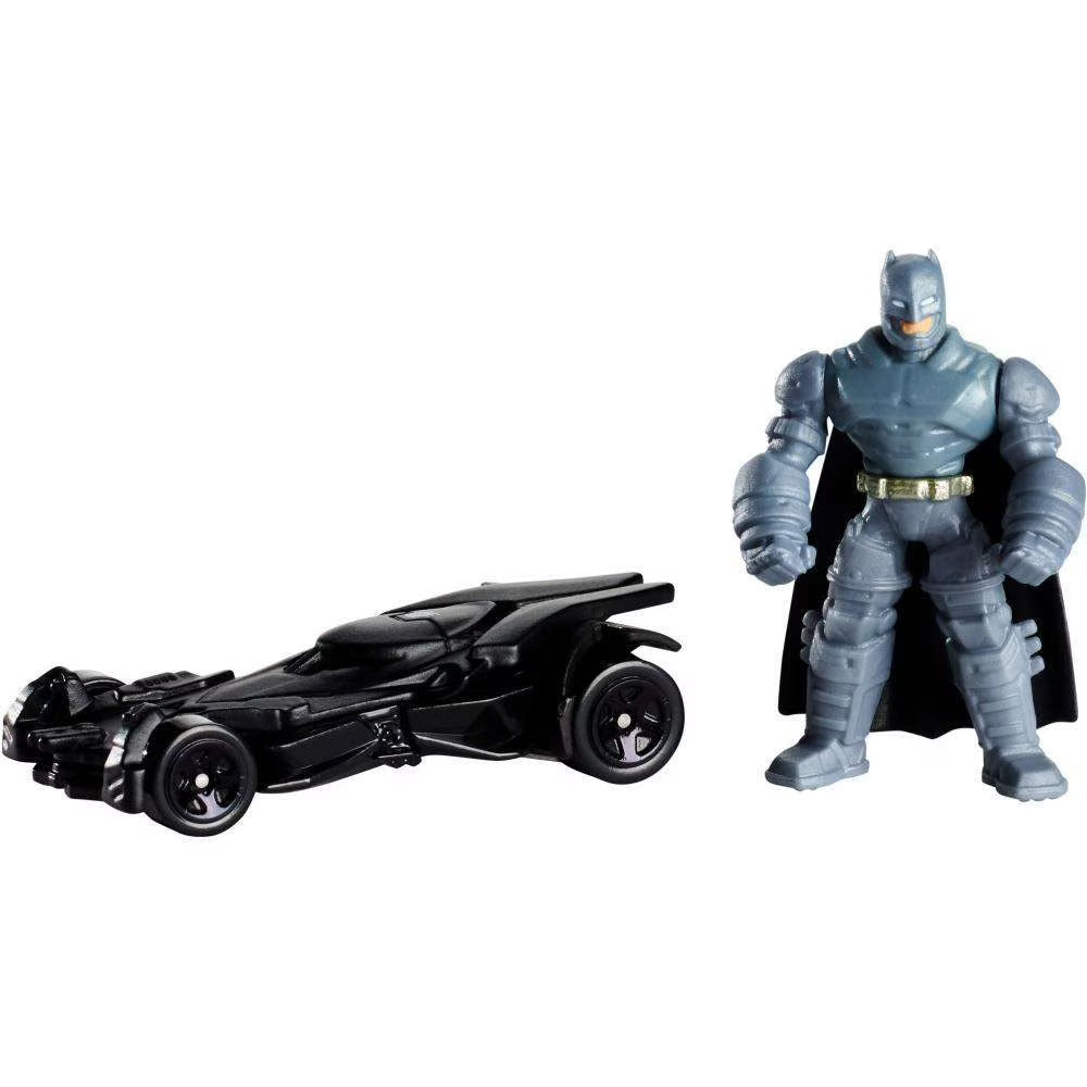 Batman v Superman Mini Armored Batman Figure & Batmobile G524114
