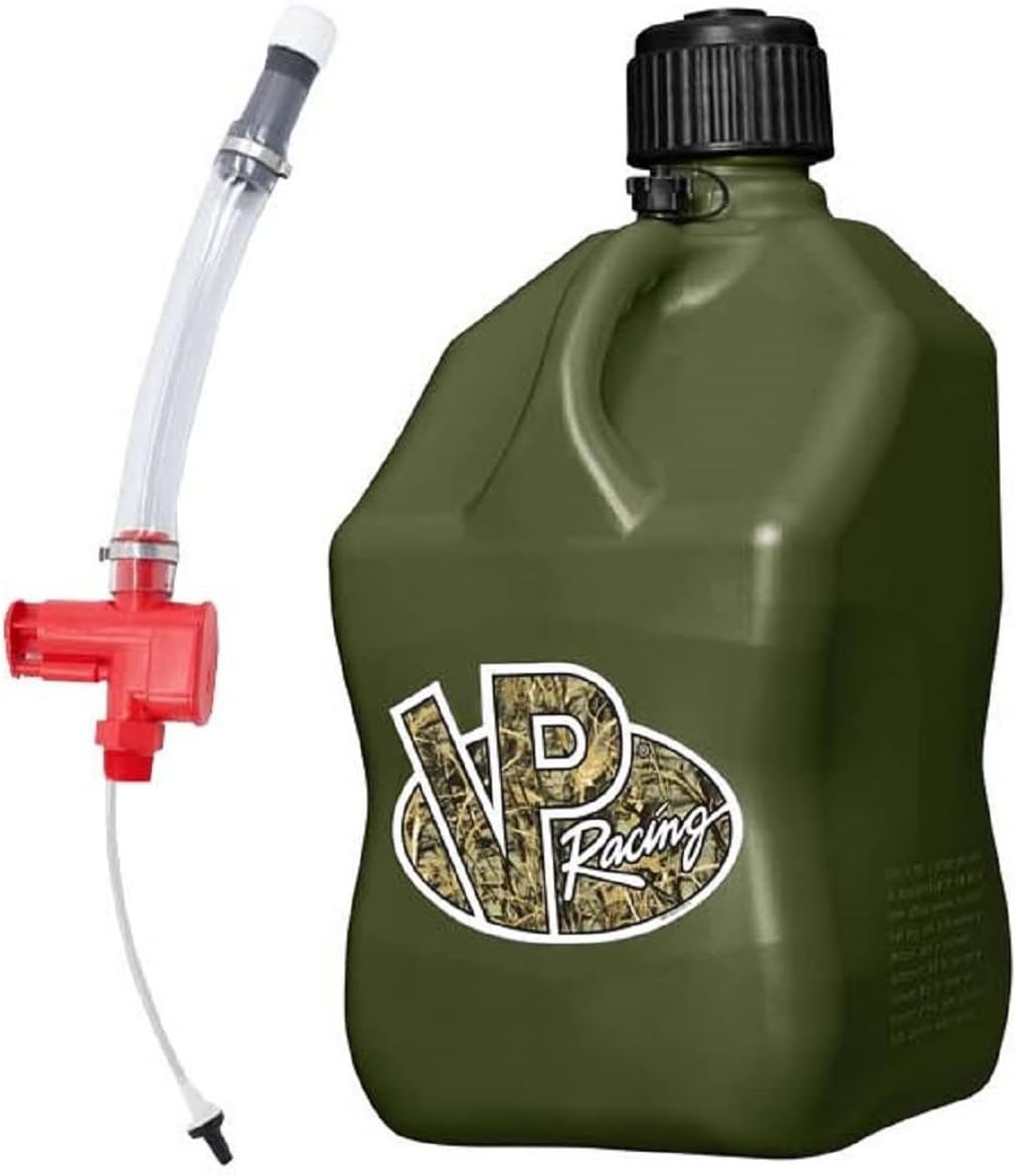 Pair of Camo 5-Gallon Square Motorsport Utility Containers with 2 Trigger Hoses A1433