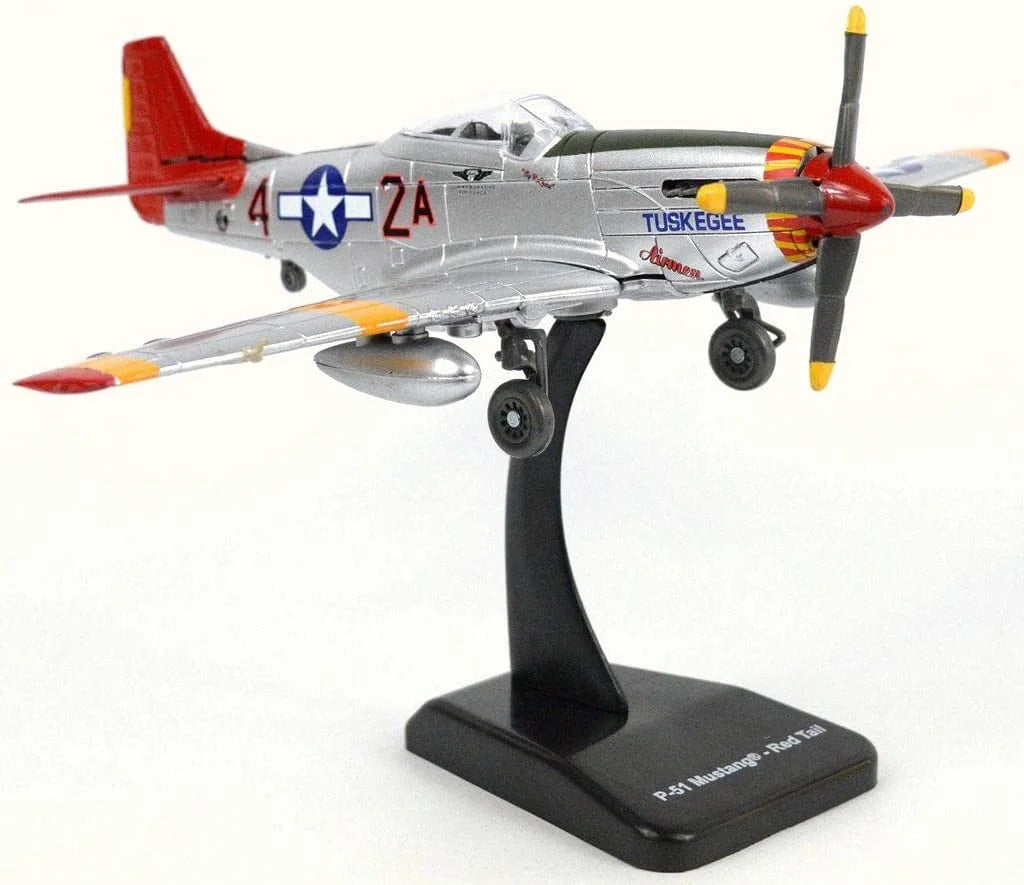 P-51D Red Tails 1:48 Replica Fighter Air Plane F25452