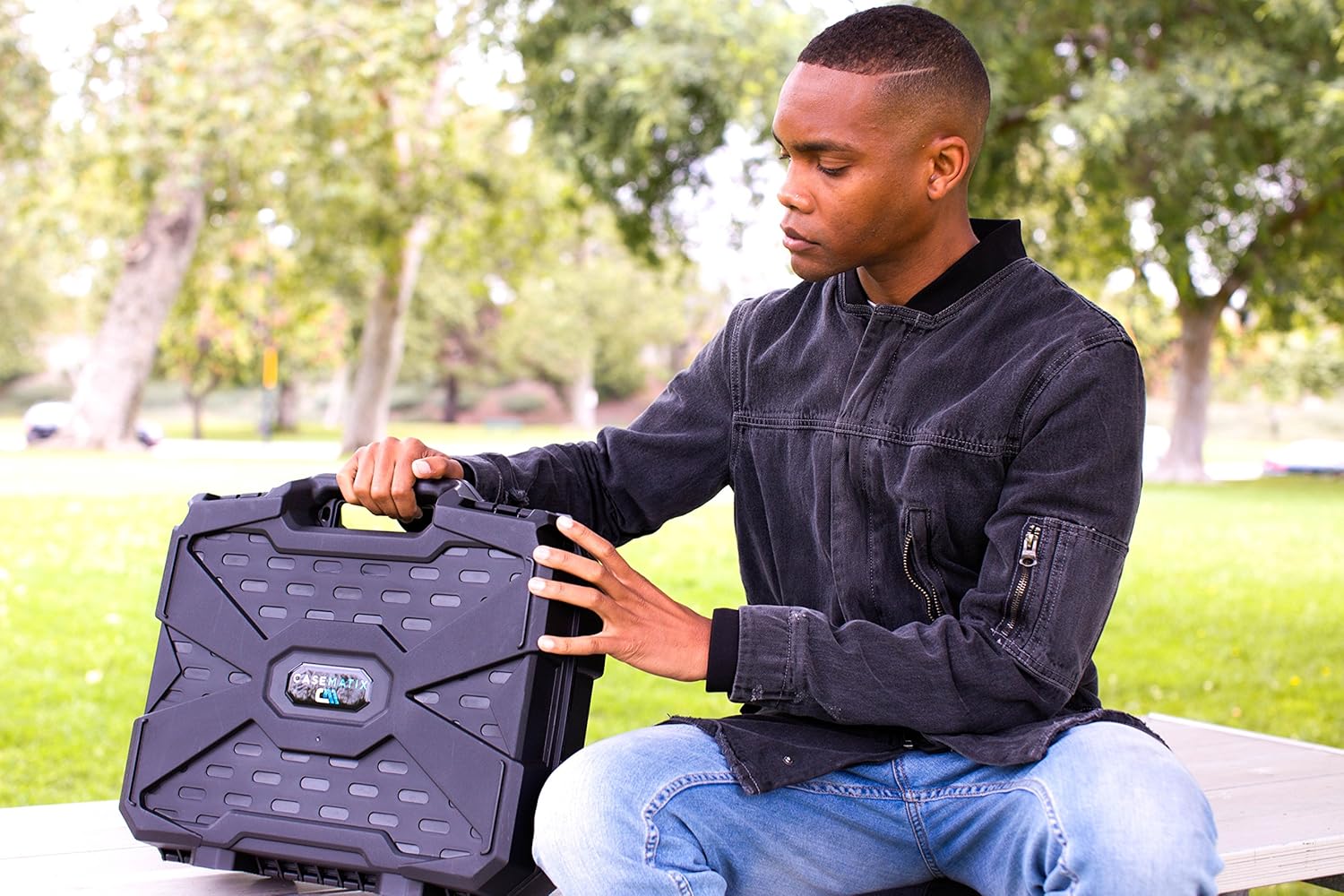 DJ Mixer Travel Case with Customizable Foam Interior X402826