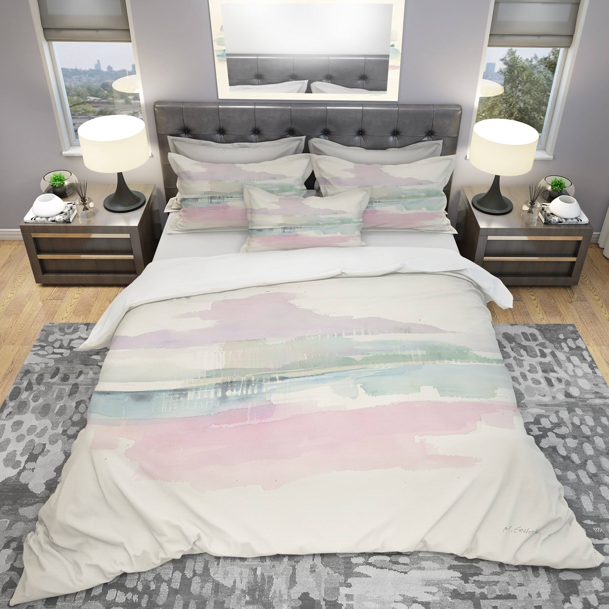 King Geometric Bedding Set with 2 King Shams O63670