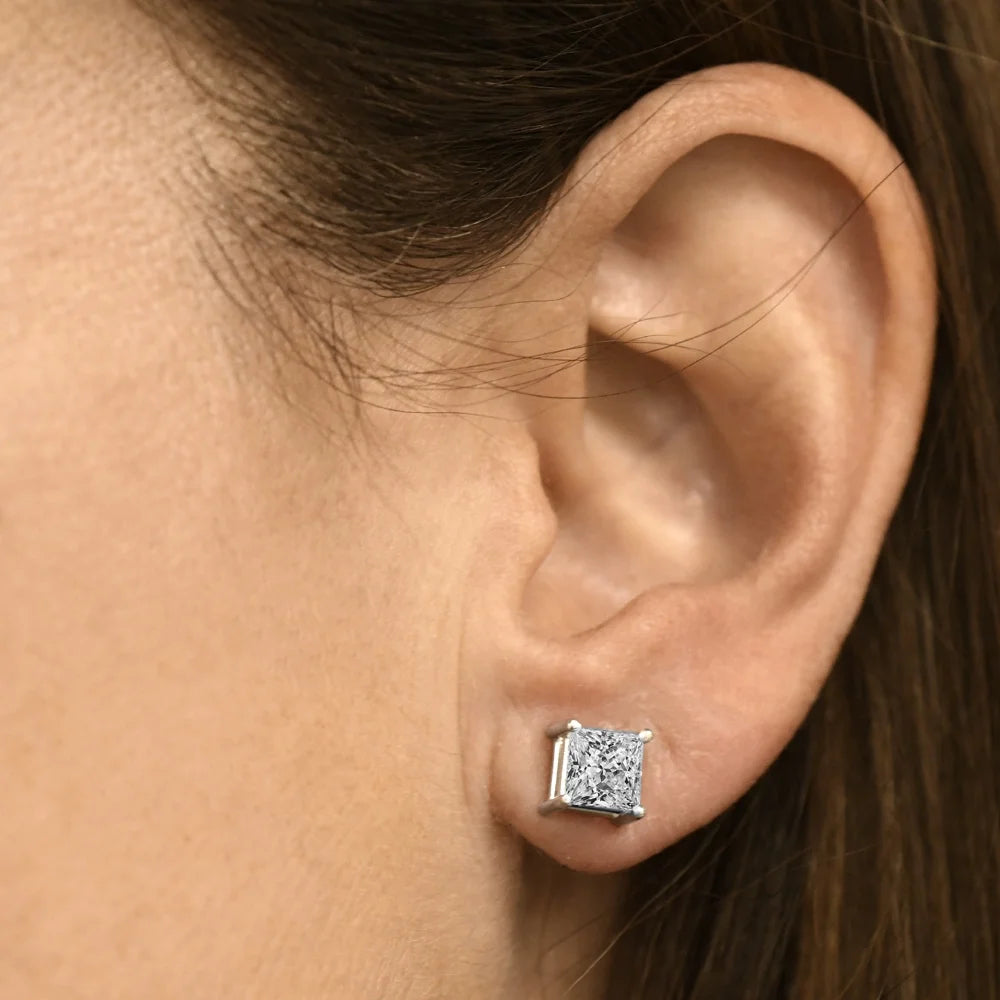 14k White Gold Princess Cut Diamond Screw Back Studs V957