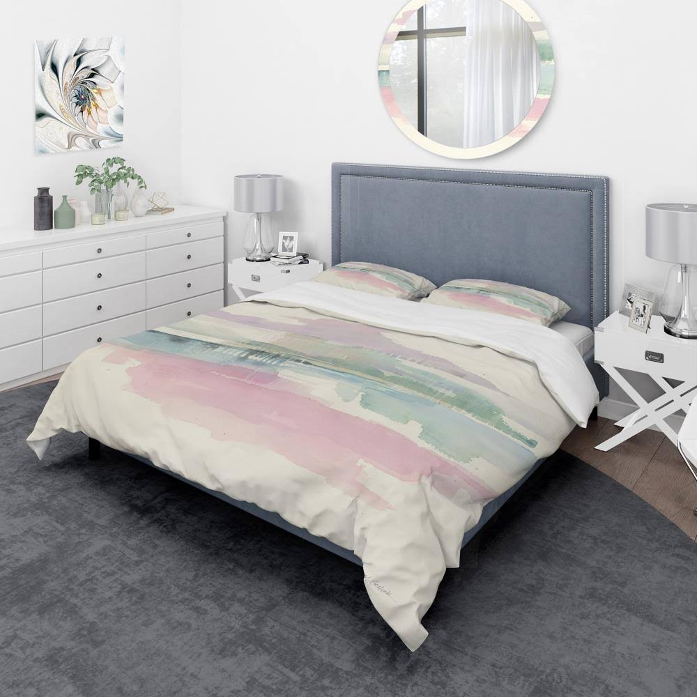 King Geometric Bedding Set with 2 King Shams O63670